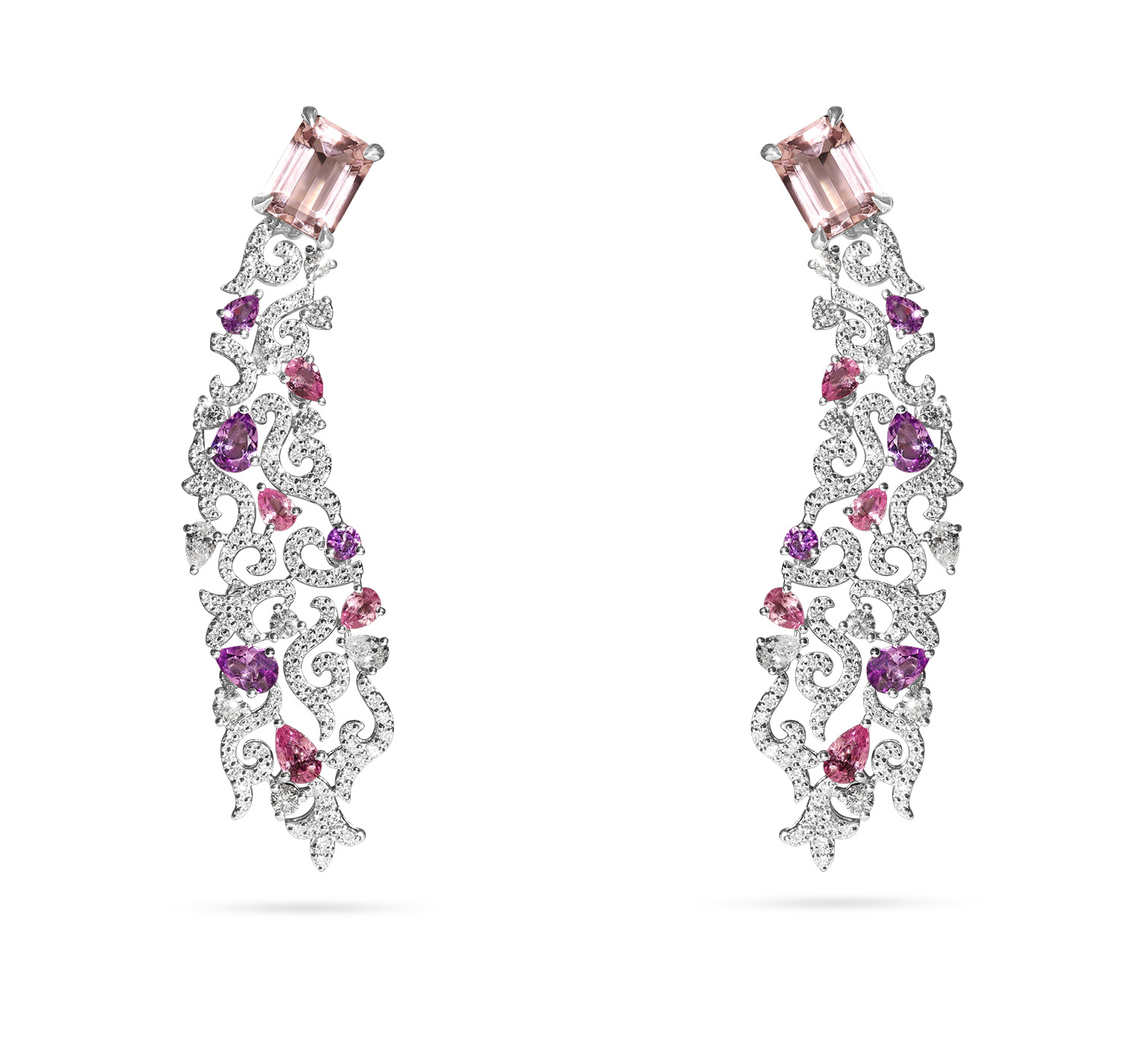 Set (earrings, necklace)
